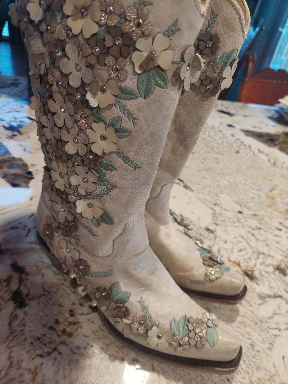 Corral Cream 3D leather Flower Boots Size 9.5 m - Picture 2 of 9